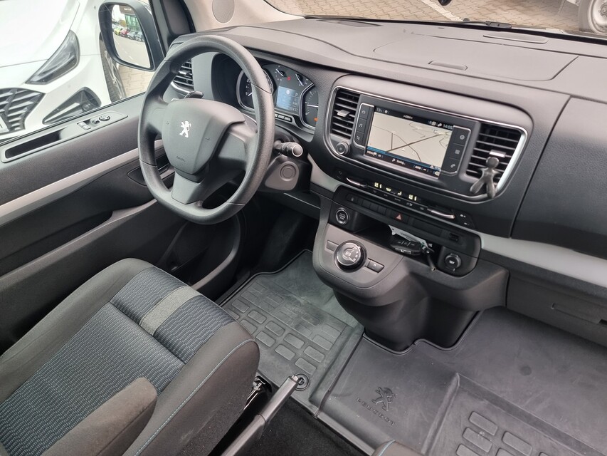 Peugeot Traveller
