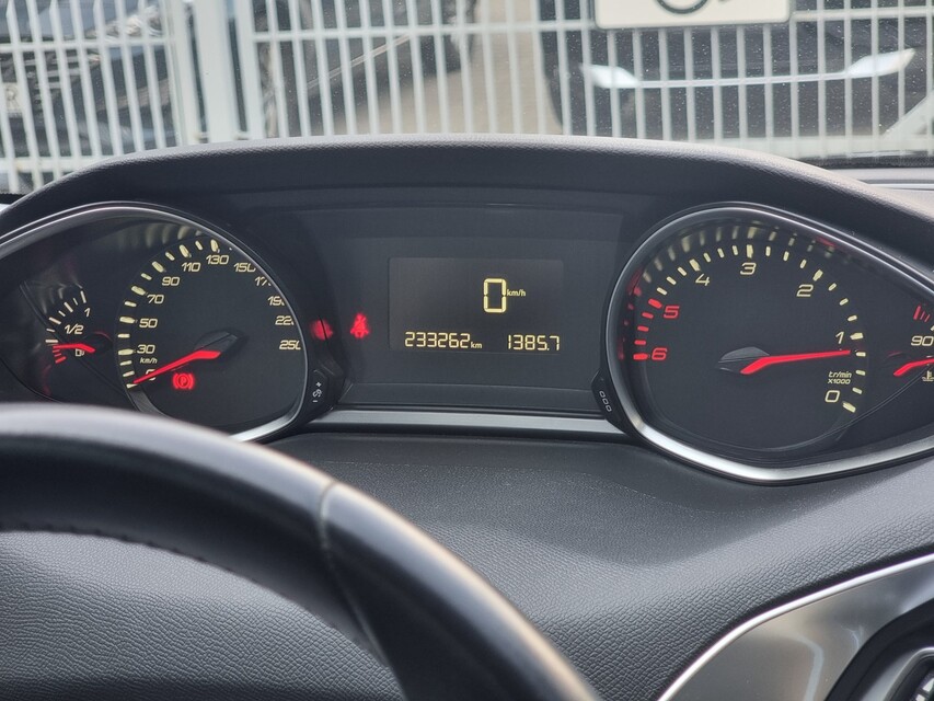 Peugeot 308