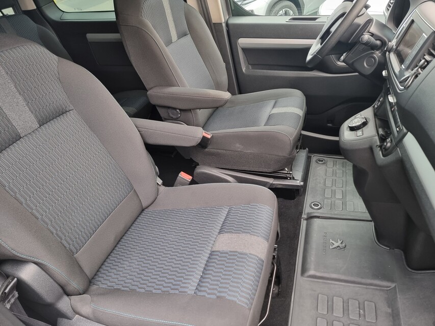 Peugeot Traveller