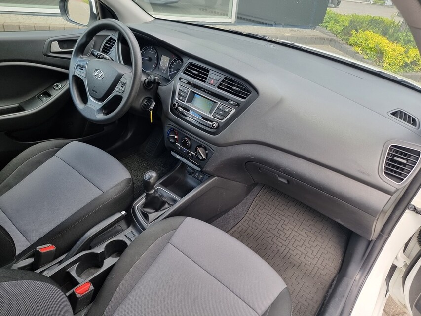 Hyundai i20