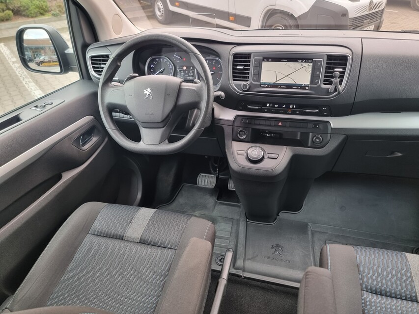 Peugeot Traveller